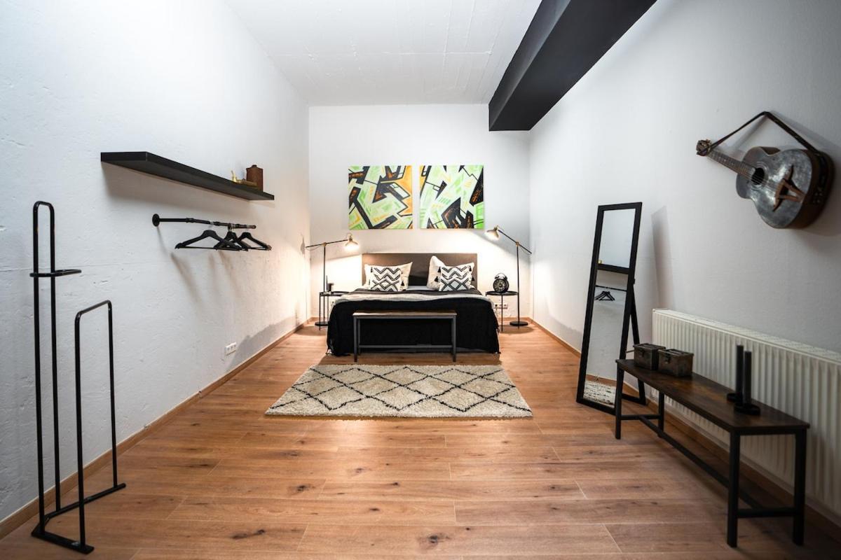 Apartment Design Loft - Heimkino - Zentral - Parkplatz - Tischkicker - Kueche